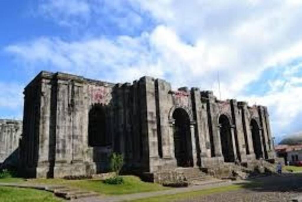 Sergio's House Holiday home Cartago