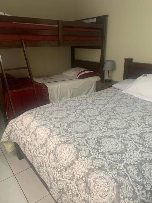 Sergio's House * Cartago